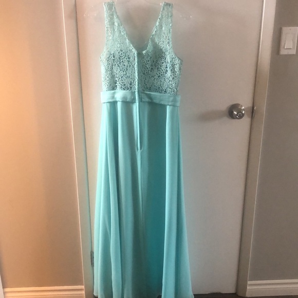 Turquoise prom dress. Medium, has been slightly taken in. Lace and sequence top - Picture 2 of 3